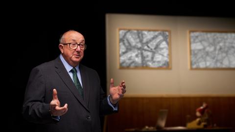 Senior Investigating Officer Colin Sutton giving a talk on his work.
